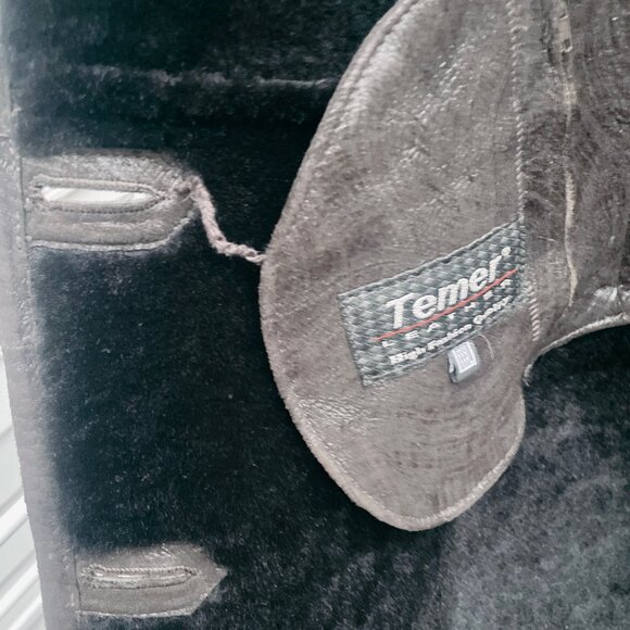 Leather and Fur Shearling Winter Coat - Picture 6 of 8